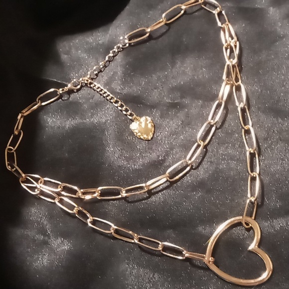 Paper clip layered chunky chain with a floating heart necklace 16+4in - Picture 2 of 6